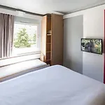 ホテル Ibis