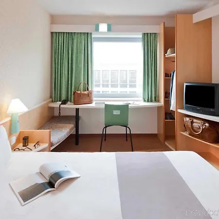 Ibis 2*