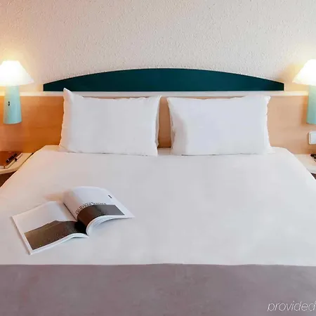 Otel Ibis 2*